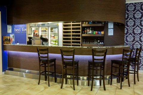 The Robert Towns - Accommodation Mooloolaba 14