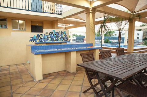 The Robert Towns - Accommodation Mooloolaba 7
