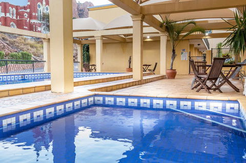 The Robert Towns - Accommodation Mooloolaba 10