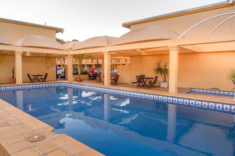 The Robert Towns - Accommodation Mooloolaba 6