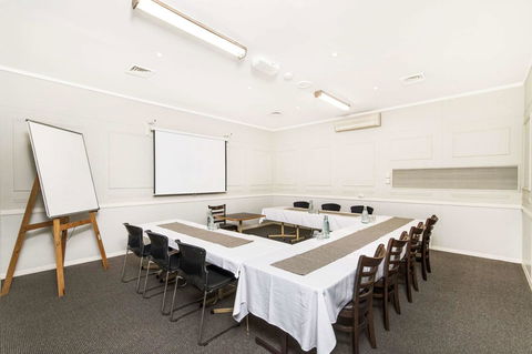 The Robert Towns - Accommodation Mooloolaba 19