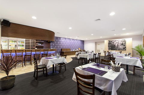 The Robert Towns - Accommodation Mooloolaba 18