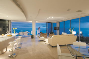 Oceans Mooloolaba with Accommodation Mooloolaba