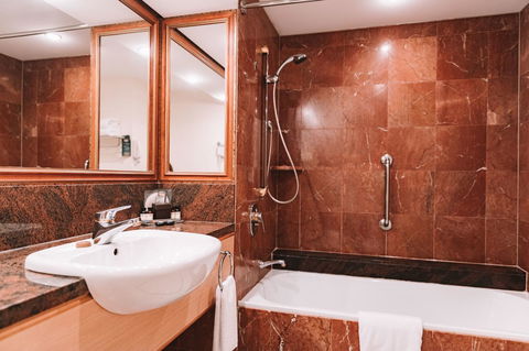 Pullman Cairns International - Accommodation Mooloolaba 17