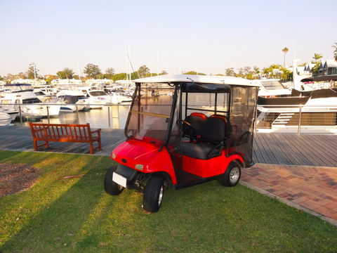 Waterfront Resort Villa With Buggy - Accommodation Mooloolaba 2