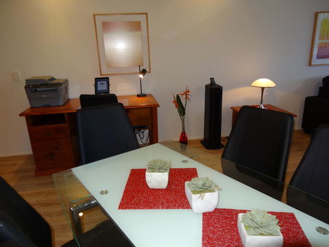 Waterfront Resort Villa With Buggy - Accommodation Mooloolaba 8