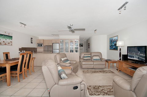 The Norfolks On Moffat Beach - Accommodation Mooloolaba 28