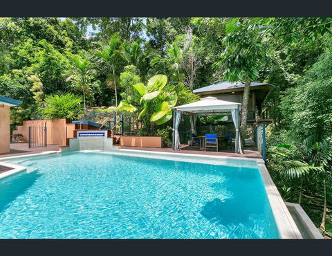 Cairns Rainforest Retreat - Accommodation Mooloolaba 6