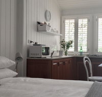 Halcyon on Bardon - Accommodation Mooloolaba