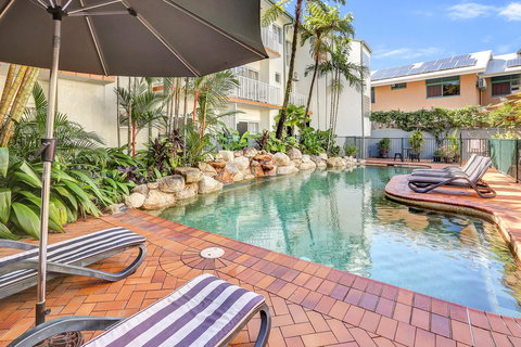 Coral Tree Inn - Accommodation Mooloolaba 2