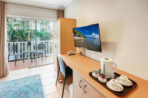 Coral Tree Inn - Accommodation Mooloolaba 12