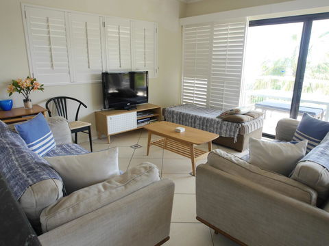 Cylinder Beach Mooloomba Unit 3 - Accommodation Mooloolaba 5