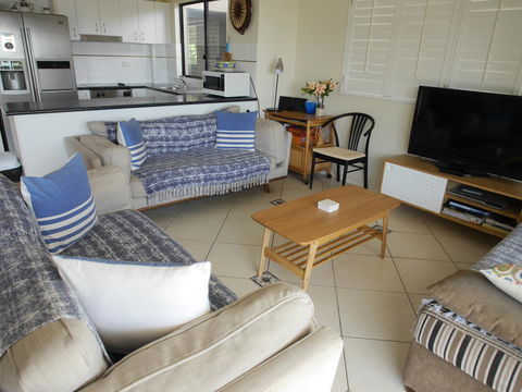 Cylinder Beach Mooloomba Unit 3 - Accommodation Mooloolaba 4