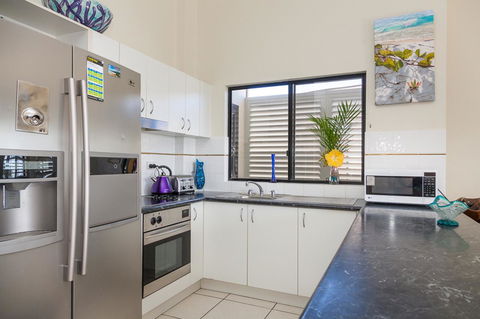 Cylinder Beach Mooloomba Unit 3 - Accommodation Mooloolaba 6
