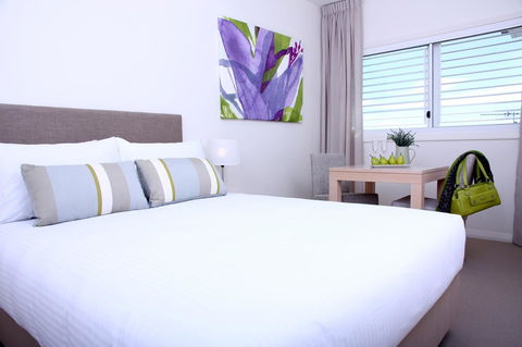 Domain Serviced Apartments - Accommodation Mooloolaba 3