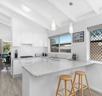Beautiful Home- Walk to Beach-Short drive to Noosa - Accommodation Mooloolaba