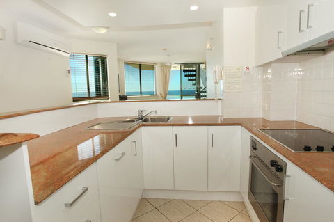 Malibu Apartments - Accommodation Mooloolaba 15