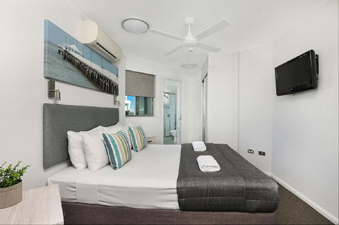 Malibu Apartments - Accommodation Mooloolaba 8