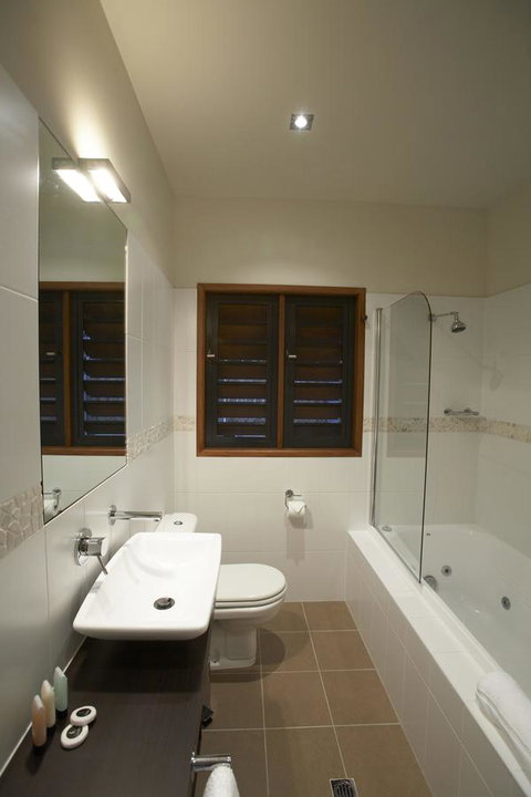 Pure Magnetic Villa 6 - Accommodation Mooloolaba 9