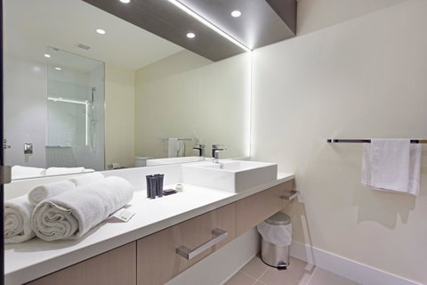 Calamvale Hotel Suites And Conference Centre - Accommodation Mooloolaba 25