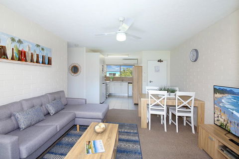 Surf Dance Apartments - Accommodation Mooloolaba 3