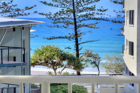 Surf Dance Apartments - Accommodation Mooloolaba 36