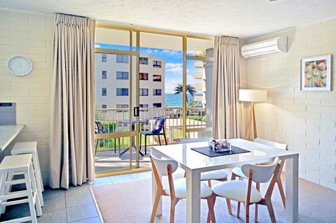 Surf Dance Apartments - Accommodation Mooloolaba 31