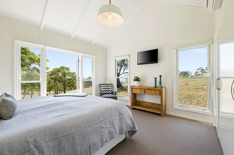 Hollow Tree Farm - Accommodation Mooloolaba 3