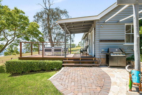 Hollow Tree Farm - Accommodation Mooloolaba 0