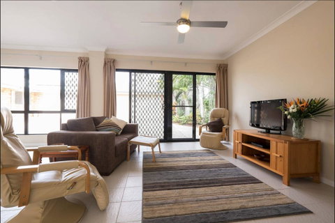 The Villa At The Bay - Accommodation Mooloolaba 7