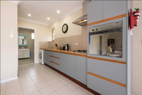 The Villa At The Bay - Accommodation Mooloolaba 14