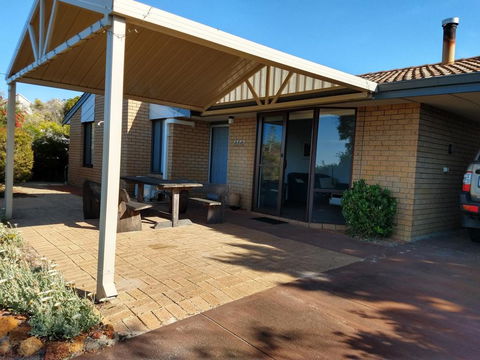 Wave Walk - Accommodation Mooloolaba 3