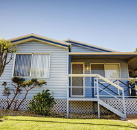 Wavecrest Village  Tourist Park - Accommodation Mooloolaba
