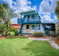 Wayfarers Beachouse - Rainbow Beach Everything you need just metres to the beach - Accommodation Mooloolaba