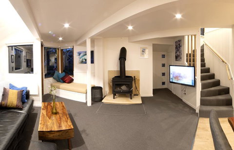 Wedgetail - Accommodation Mooloolaba 3