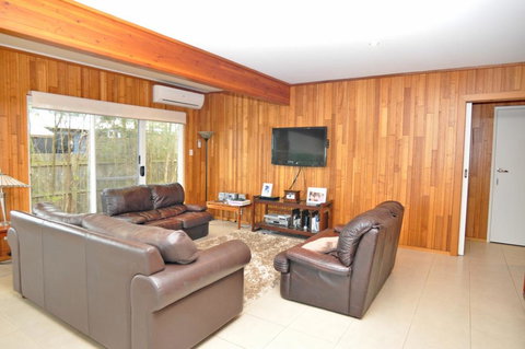 WELCOME BREAK - PET FRIENDLY - Accommodation Mooloolaba 1