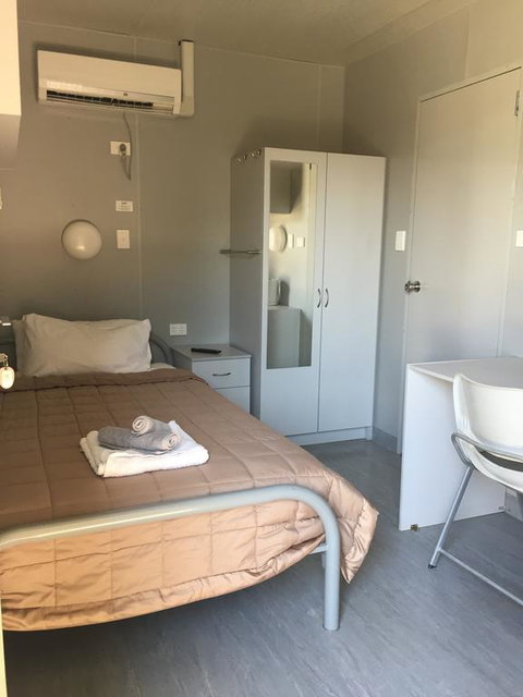 Wellshot Hotel - Accommodation Mooloolaba 1
