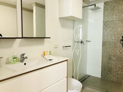 West Beach Lagoon 212 - Great Views - Accommodation Mooloolaba 2