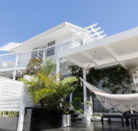 White Beach Cottage - Accommodation Mooloolaba