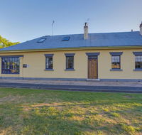 Whites Corner - Accommodation Mooloolaba