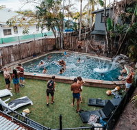Why Not Backpackers - Accommodation Mooloolaba
