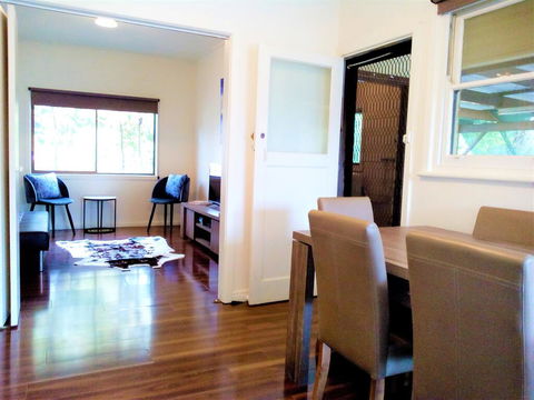 Wombat Cottage Albury - Accommodation Mooloolaba 3