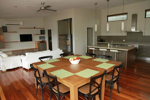 Woollybutt - Accommodation Mooloolaba 1
