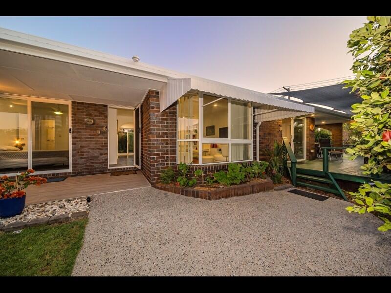 Bridgeman Downs QLD Accommodation Mooloolaba