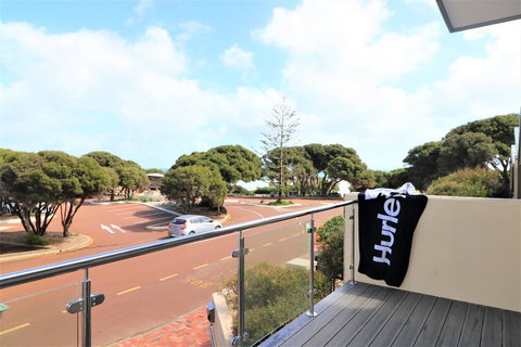 Yallingup Beach Resort - Accommodation Mooloolaba 2