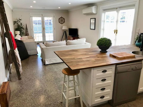 YSG The Edward Townhouse 153 - Walk To Town - Accommodation Mooloolaba 0