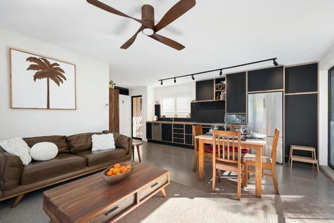 2.13 Muraban - Accommodation Mooloolaba 0