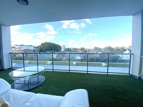 A Cozy 2B2B Apartment Near Airport & Train Station - Accommodation Mooloolaba 3