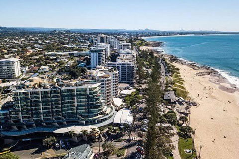 8th Floor Sunny Escape At Landmark Resort - Accommodation Mooloolaba 0