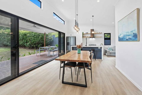 Alawara - Private Estate Escape - Accommodation Mooloolaba 1
